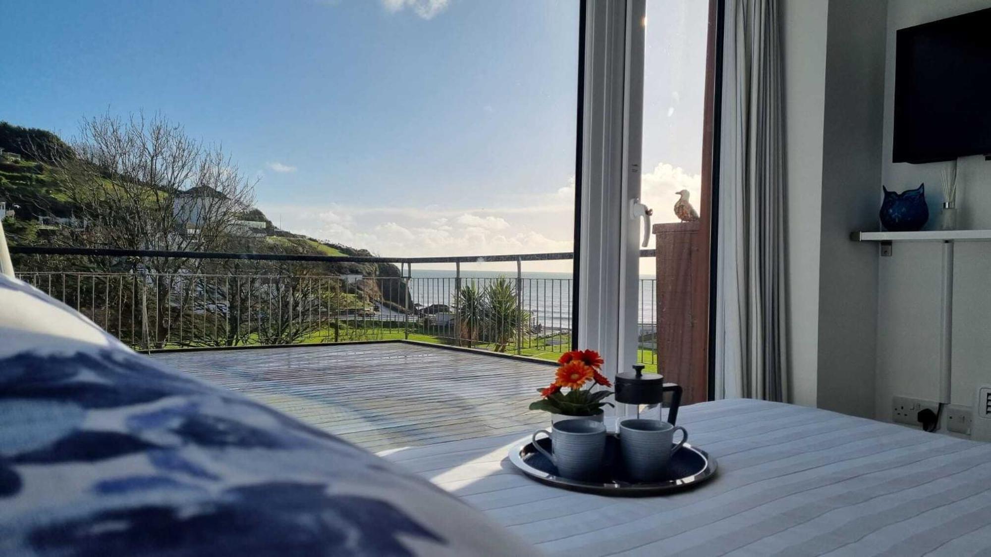 View - Luxury Sea View - Millendreath, Apartment